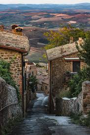 Ekran mapy z punktami fotograficznymi